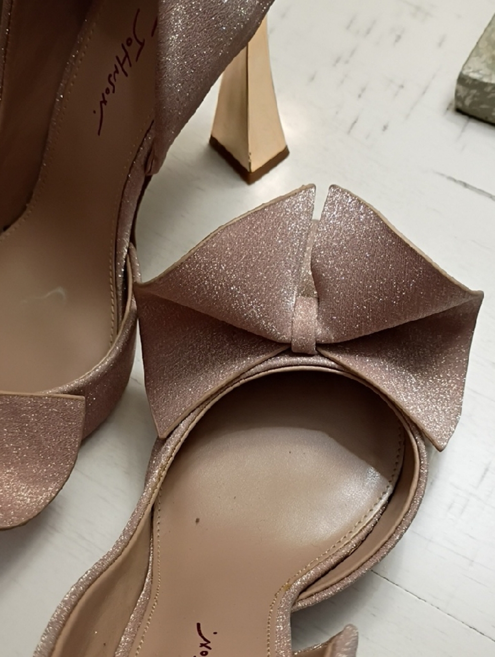 Betsey Johnson Blush Pink Pointed-Toe Bow Pumps - Picture 4 of 7